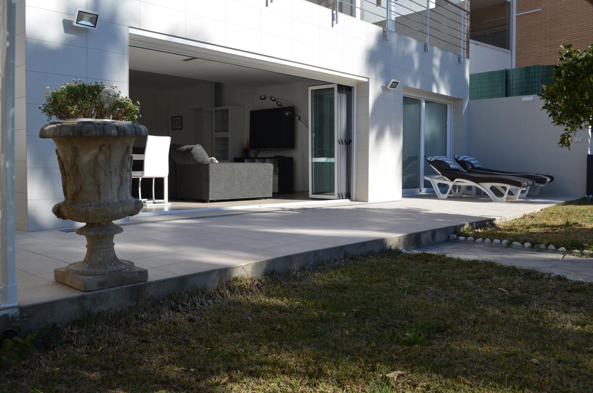 Estrena Loft En El Mejor Sitio De Tarragona Villa Екстериор снимка